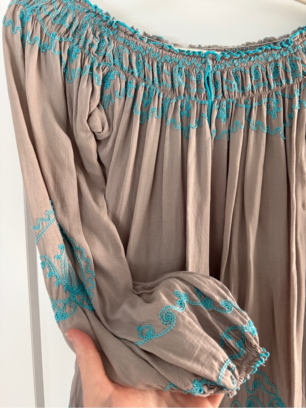 Poupette St. Barth Embroidered Off Shoulder Blouse Boho Beachy Resort Gray M - Picture 8 of 10